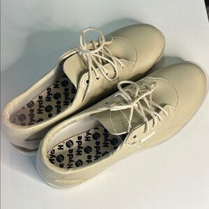Women's vintage HYDE bowling shoes ,8 cream